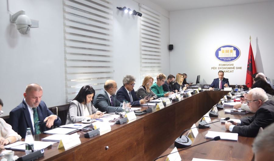 Ndryshojne fondet per institucionet, buxhetit i shtohen 1.7 mld leke